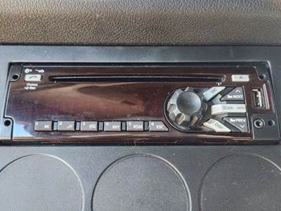 Freightliner Cascadia 126 Radio