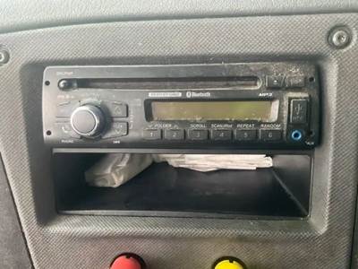 Freightliner Cascadia 132 Radio