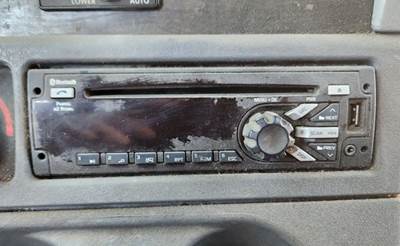 Freightliner Columbia 120 Radio for a 2018 Freightliner Columbia 120 Glider