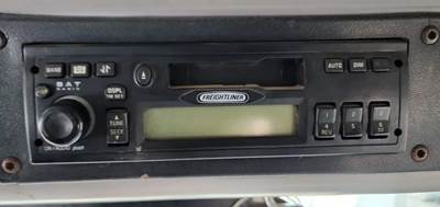 Freightliner FL112 Radio