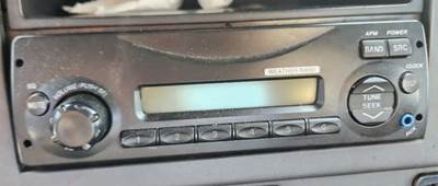 Freightliner M2 106 Radio