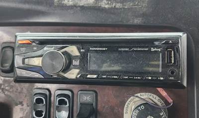 Freightliner M2 112 Radio for a 2007 Freightliner M2 112 Medium Duty