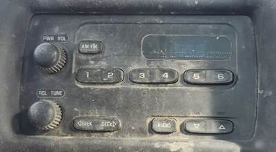 GMC C4500 Radio