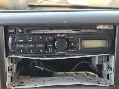 Hino 268 Radio