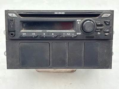 Hino 338 Radio