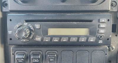 International 4300 Radio