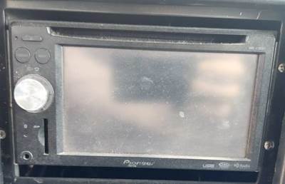 International 4300LP Radio for a 2009 International 4300 LP