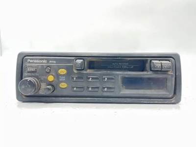 International 4300V LP Radio