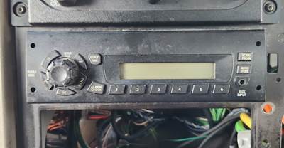 International 4400 Radio
