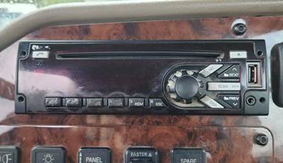 International 9900i Radio