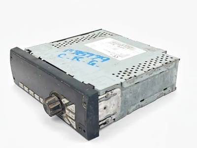 International CT660 Radio