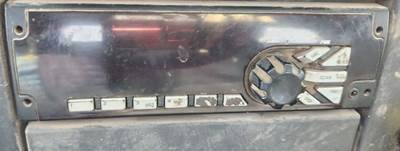 International DuraStar 4300 Radio