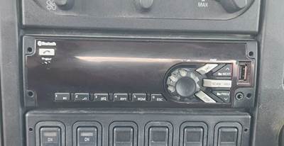 International DuraStar 4400 Radio