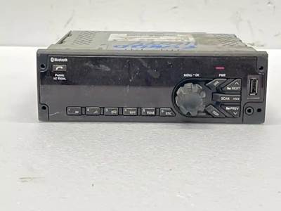 International MV607 Radio