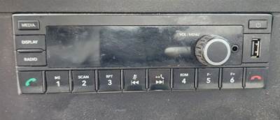 International MV607 Radio