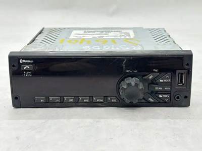 International MV607 Radio