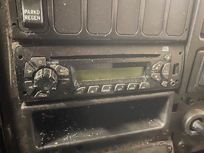 International ProStar Radio