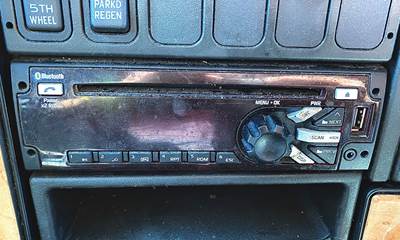 International ProStar Radio