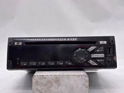 International ProStar Radio