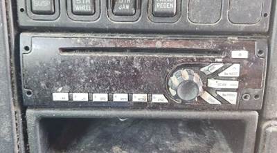 International ProStar Radio