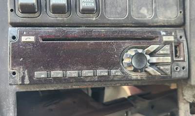 International ProStar Radio