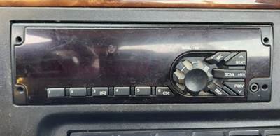 International RH613 Radio