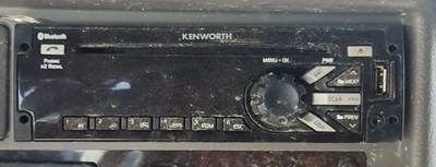 Kenworth T270 Radio