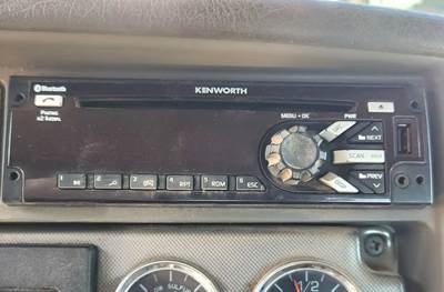 Kenworth T270 Radio
