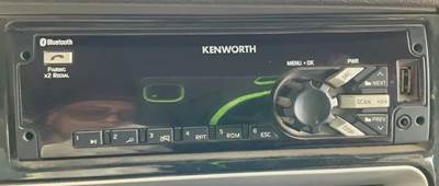 Kenworth T400 Radio