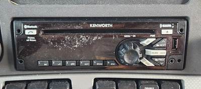 Kenworth T680 Radio
