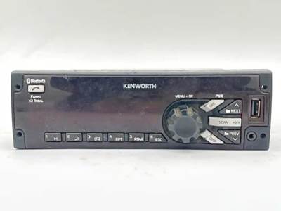 Kenworth T680 Radio