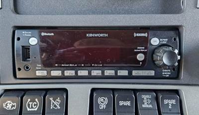Kenworth T680 Radio