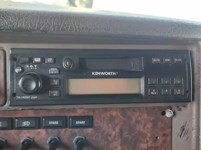 Kenworth W900 Radio
