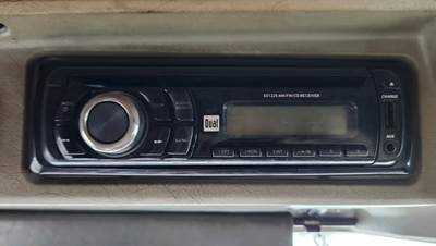 Kenworth W900 Radio
