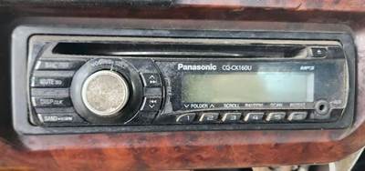 Mack Granite CV713 Radio for a 2006 Mack CV713 Granite