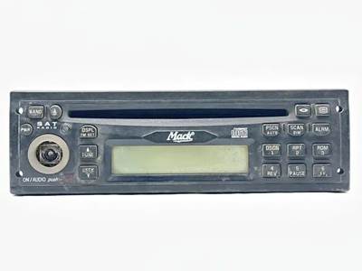 Mack Vision CXN613 Radio for a 2005 Mack CXN613