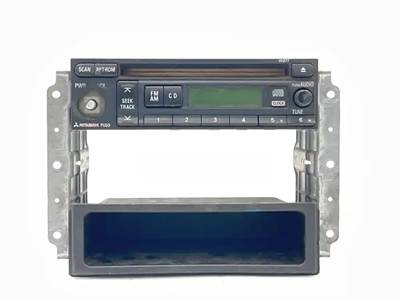 Mitsubishi FE-84D Radio