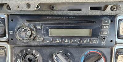 Peterbilt 386 Radio