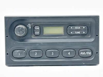 Sterling L8500 Radio