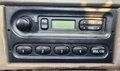 Sterling L9500 Radio