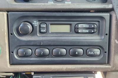 Sterling L9500 Radio