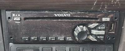 Volvo VNL Radio