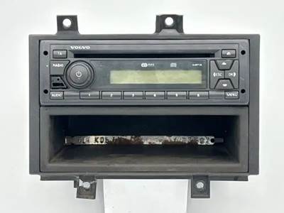 Volvo VNL Radio