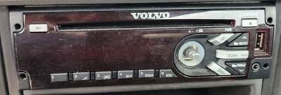 Volvo VNL Radio