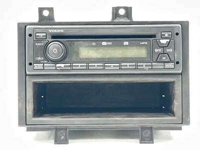 Volvo VNL Radio