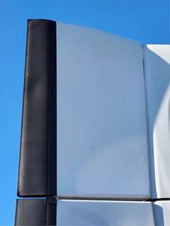 Freightliner Cascadia 126 Roof Fairing