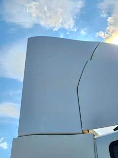 International 8600 Roof Fairing
