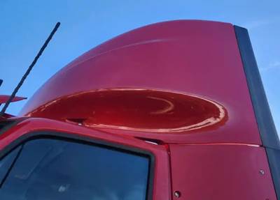 International LT625 Roof Fairing