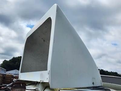 International TranStar 8600 Roof Fairing