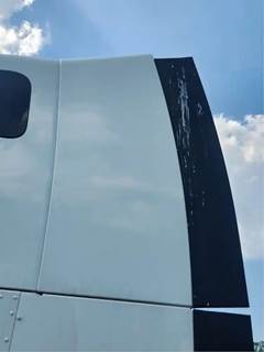 Peterbilt 579 Roof Fairing